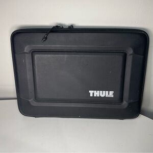 Thule Black laptop Sleeve